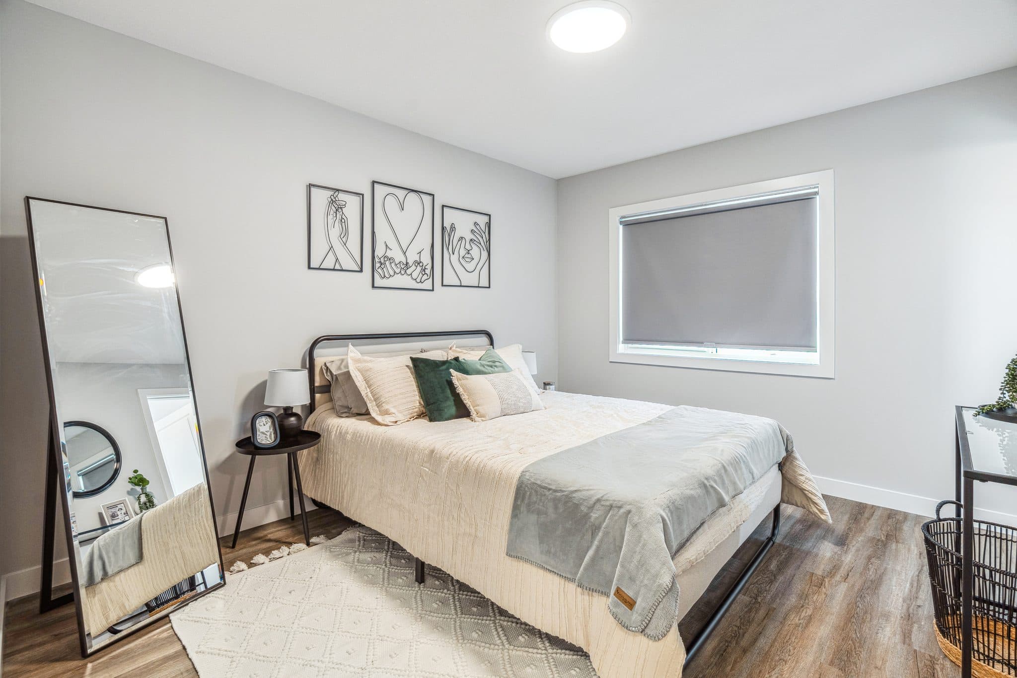 2 Bedroom